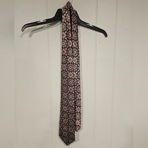 Verse 9 Men's Necktie Ajrakh Geometric Circle Flower Design 100% Silk Italian